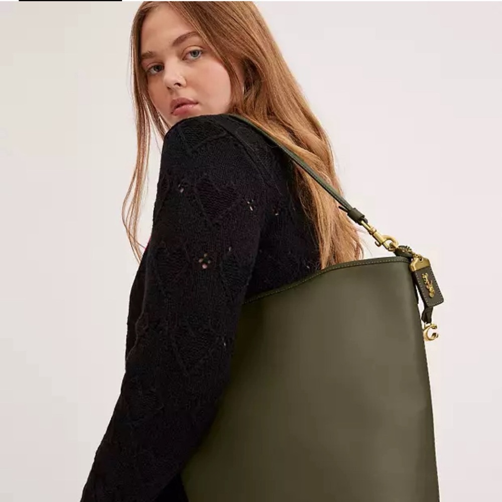 CH726 - Coach Dakota Bucket Bag - Picture 13 of 14